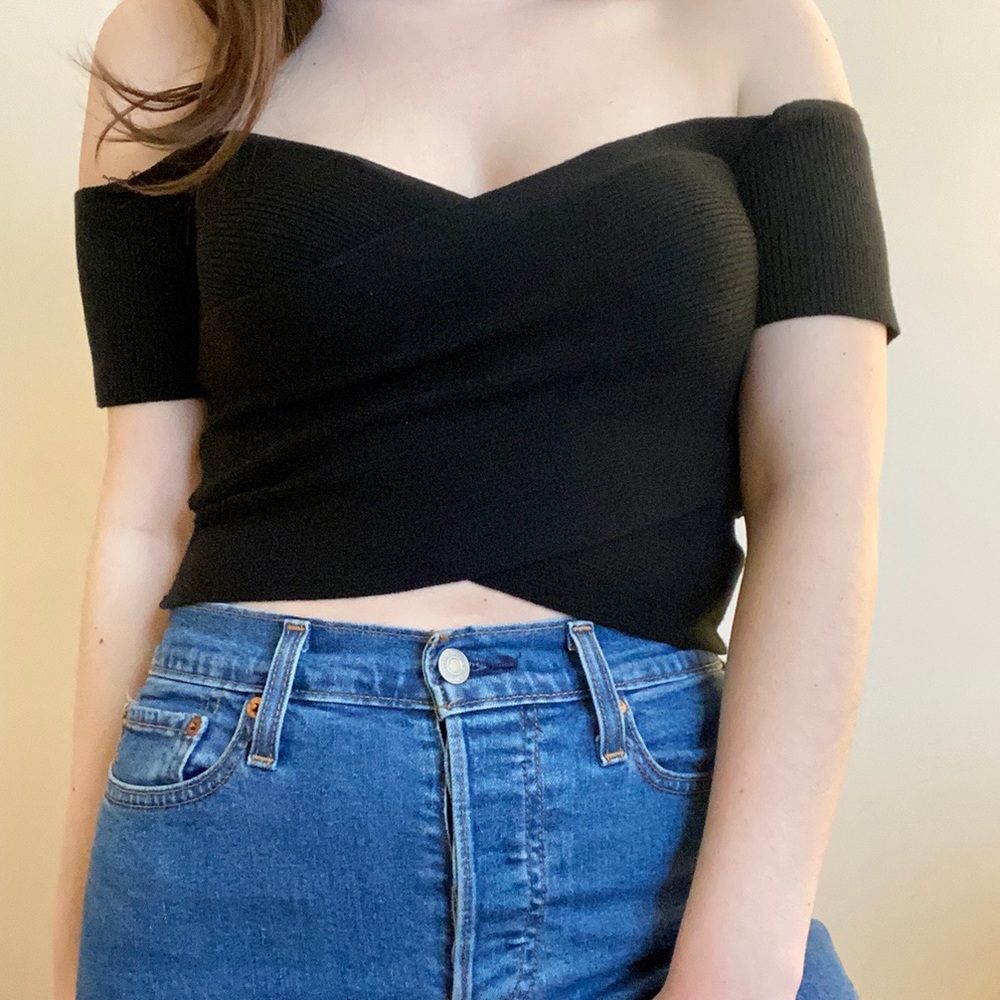 Black bandage off the shoulder crop from Akira
